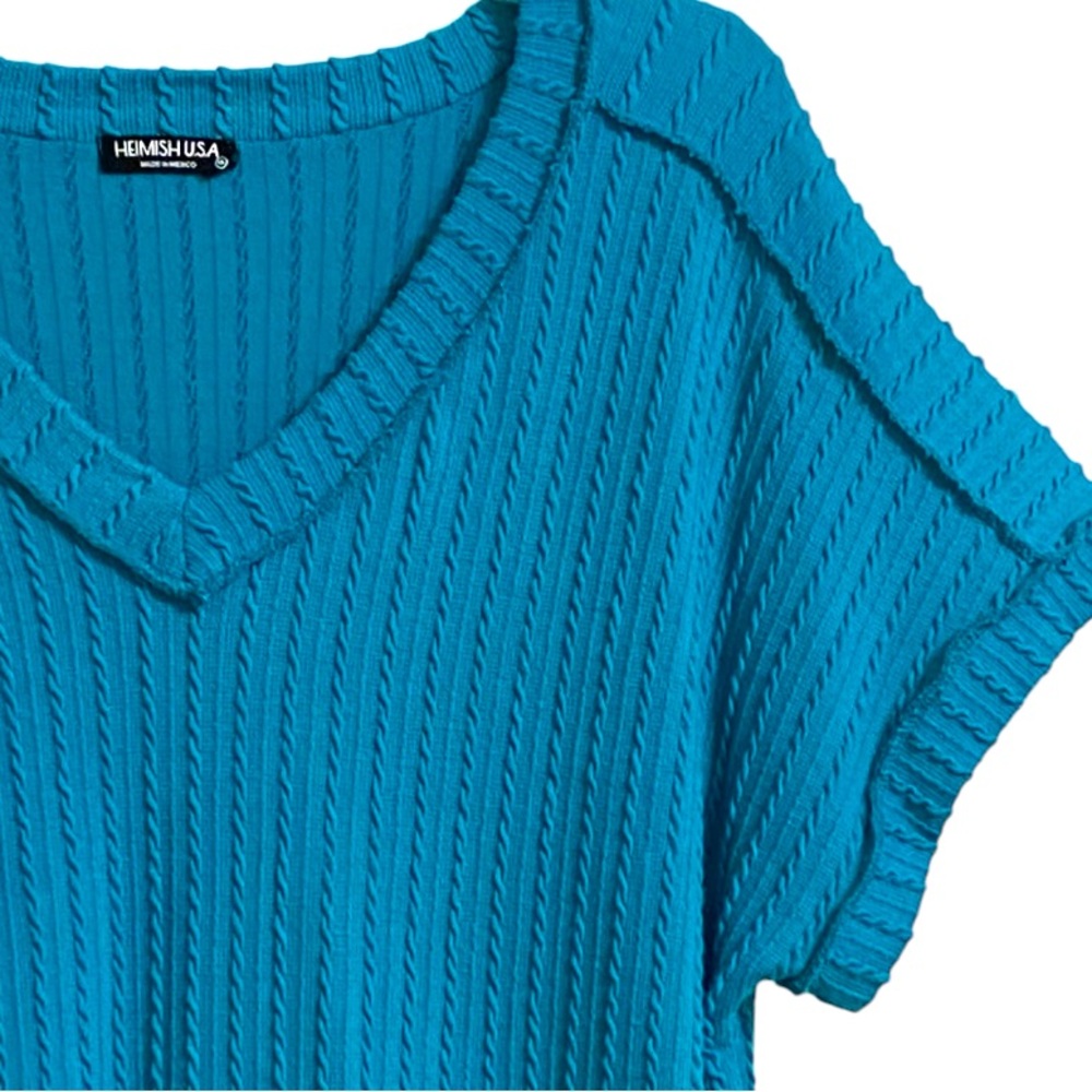 HEIMISH Blue Cuffed Sleeve Ribbed Top 1X - Picture 3 of 6